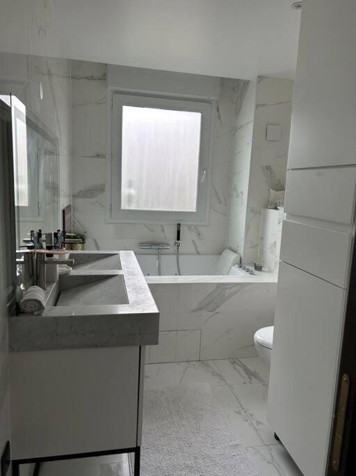 סן-דני Logement Proche Stade De France מראה חיצוני תמונה